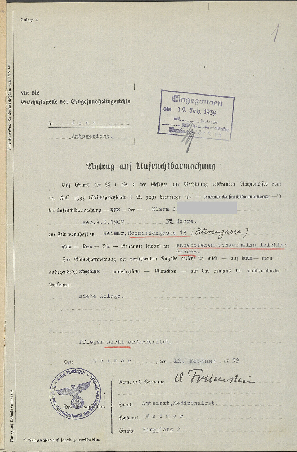 Ausgefülltes Formular zur Beantragung der Unfruchtbarmachung von Klara S., unterschrieben von Amtsarzt Freienstein. 